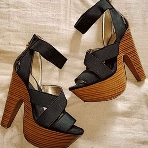 Bakers Wedges Heels black brown wood